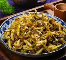Salted Vegetable and Bamboo Shoot Stir-Fry with Pork Strips