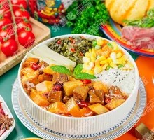 Stewed Beef Rice with Small Yellow Cattle