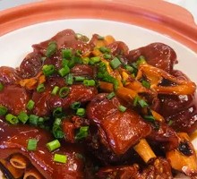 Shanghai-style Braised Pig Trotter