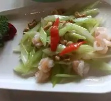 Water Chestnut Shrimp with Celery