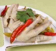 Pickled Chicken Feet with Wild Pepper