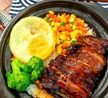 Sauce-Flavored Duck Leg Baozi Rice