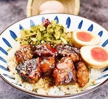 Sauce-Braised Pork Collar Rice