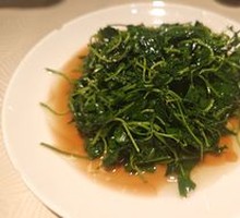 Braised Watercress with Wine