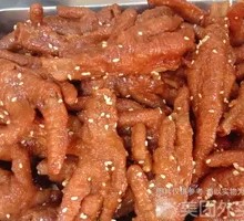 Braised Chicken Feet with Tiger Skin