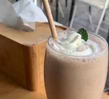 Banana Ovaltine Milkshake