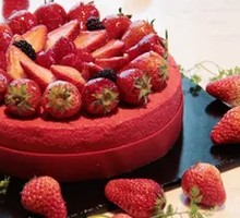Strawberry Imprint Cake