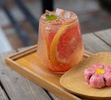 Peach Blossom Pastry