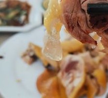 Three-Yellow Chicken