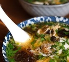 Peach Gelatin Chicken Silk Tofu Pudding