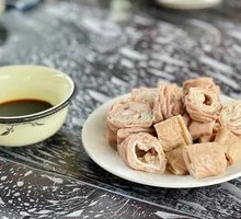 Steamed and Sliced Pig Intestine