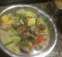 Preserved Meat and Pig Trotter Pot