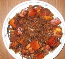 Fermented Mustard Greens Braised Pork