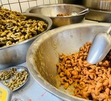 Old Street Oil Zan Zi at No. 347 Xinchang Street, Shanghai