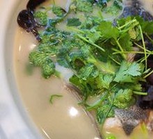 Fish Head Soup with Vermicelli