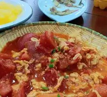 Tomato and Egg Stir-Fry