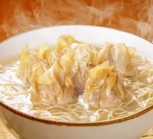 Osmanthus Taro Salted Egg Yolk Pork Wonton Noodles