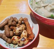 Stir-fried Bitter Greens and Bamboo Shoot Dumplings