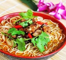 Stewed Pork Rib Noodles