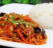 Fish-Flavored Shredded Pork Rice Bowl