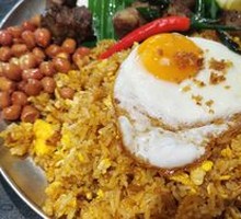 Spicy Tom Yum Fried Rice