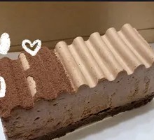 Silky Dark Chocolate Mousse Cake