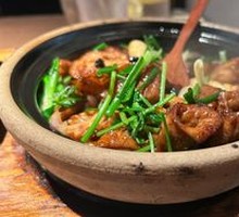 Stir-Fried Fresh Intestines with Wok Hei