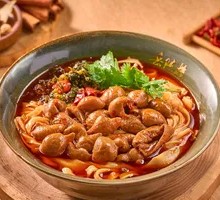 Pickled Mustard Stem Braised Pig Intestine with Noodles