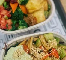 Pan-Seared Salmon Super Bowl