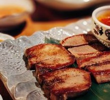 Black Pepper Pan-Seared Thick Ox Tongue