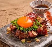 Charcoal-Grilled Beef Ribs