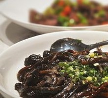 Sizzling Eel丝 with Pancake