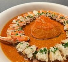 Stewed Pork Bones with Black Pig Meat and Crab Paste