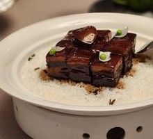 Sila's Special Braised Pork Belly