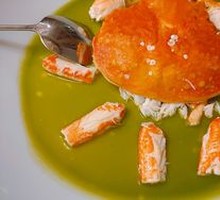 Jade Crab with Pine Needle Style