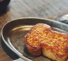 True French Toast with Milk Ice Cream