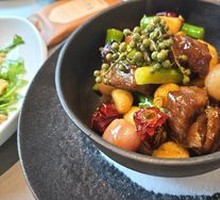 Stone Pot Wagyu Beef