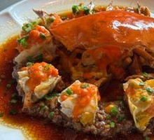 Black Pork and Green Crab