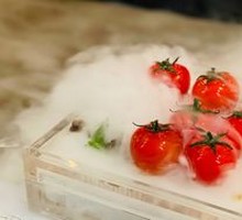 Tomato Crisp Mushroom Salad