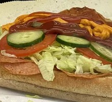 Egg-flavored Salami Sandwich