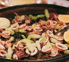 Spanish Mixed Seafood Paella