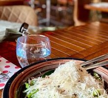 Mozzarella Spinach Mushroom Salad