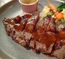 Australian 360-Day Grain-Fed Wagyu M5+ Sirloin Steak