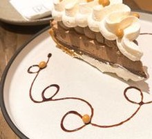 French Chocolate Pie Duo