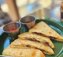 Mexican Mushroom Cheese Pie