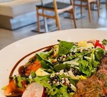 Grass-Fed Beef Salad