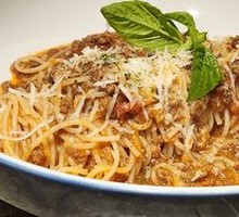 Plenty of Classic Homemade Tomato Meat Sauce Spaghetti