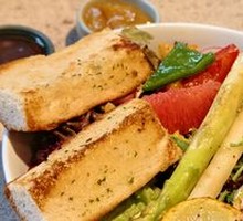 J.S. Signature Salad