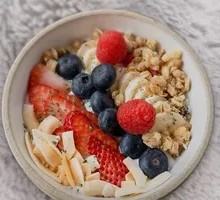 Fruit Oat Yogurt Bowl
