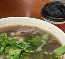 Beef and Beef tendon rice noodle soup